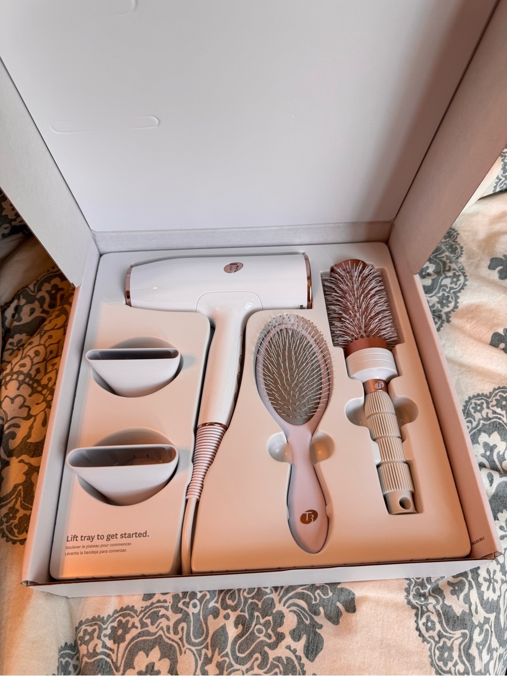 T3 Aireluxe White with Rose Gold Accent Hair Dryer - Picture 2 of 3